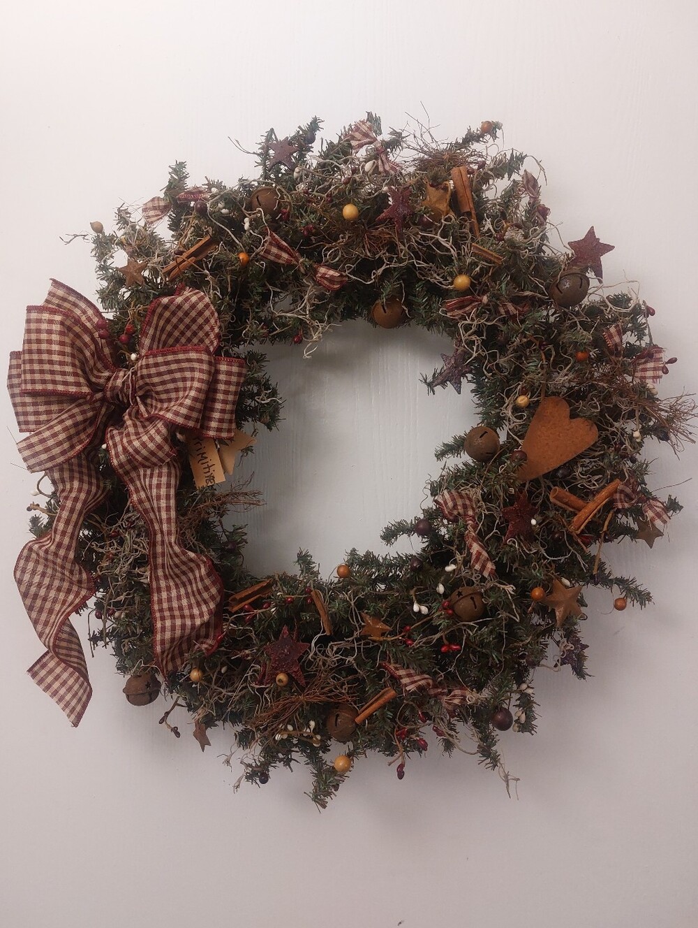 Rustic German Twig 22" Wreath